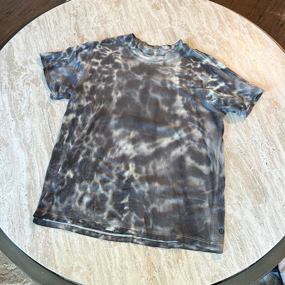 LULULEMON TEE - Picture 1 of 5